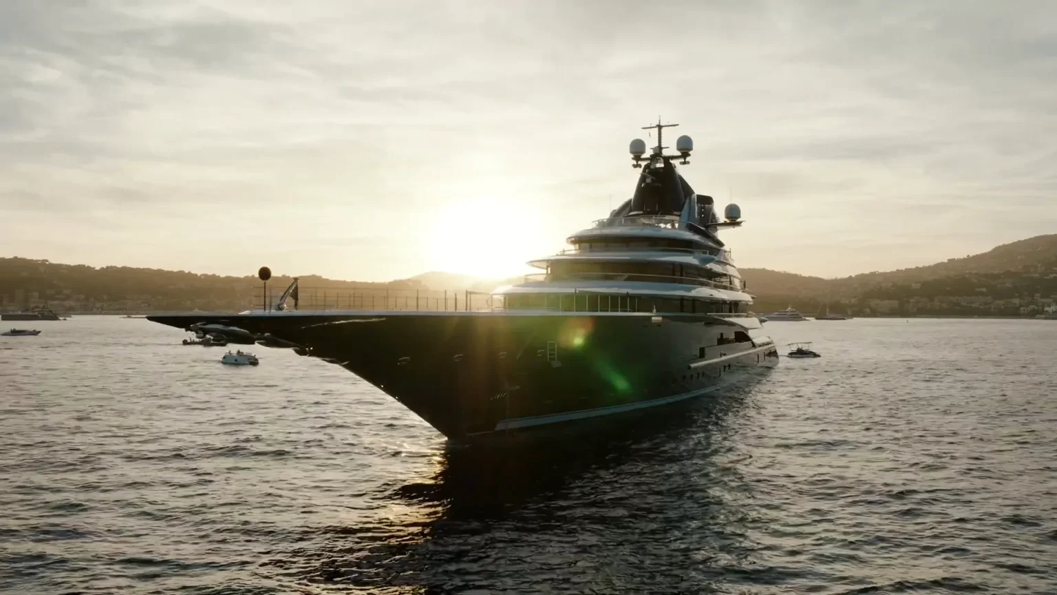 Kismet at anchor at sunset